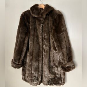 DENNIS BASSO chocolate brown faux fur coat GLAM vegan mink winter fancy sz L EUC